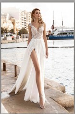 Rochie de mireasa din matase foto
