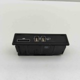 USB Mercedes-Benz E W213 (2016-) A2138200400 Original | Unitate Media Port Date
