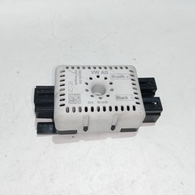 Amplificator semnal radio VW Golf VII 2012-2021 foto