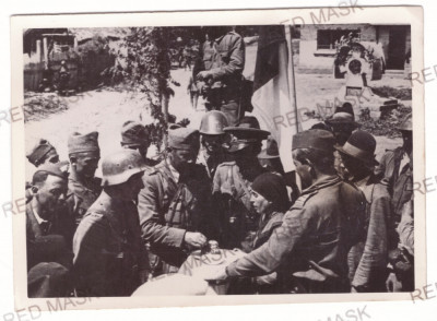 2508 - Moldova, soldati romani si germani (18/13 cm) - old Press Photo -1941 foto