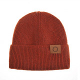 Caciula beanie caramizie