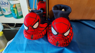 Papuci de casă Spider Man mărime 23/24 foto
