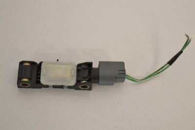 Senzor de impact st&amp;acirc;nga spate CHRYSLER 300 C LX 2007 OEM: 04671779AC | 2532439 foto