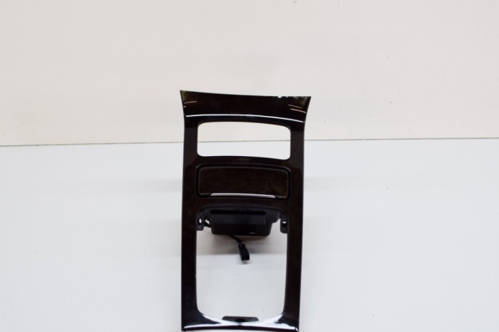Ornament consola centrală PORSCHE CAYENNE 92A 2014 OEM: 7P5863324,7P5.863.324 14655501