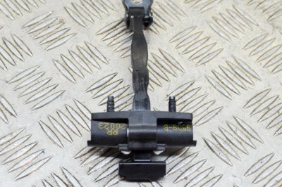 nerasta TESLA MODEL 3 2019 OEM: 9509-B,RR20023 13772682 foto