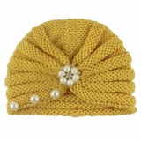 Caciulita galbena crosetata tip turban cu perlute si strasuri (Marime