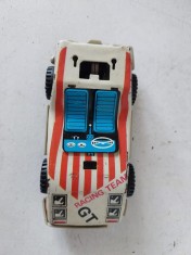Masinuta de tabla jucarie veche de colectie, perioada comunista, masinuta de curse GT Racing, anii 1970