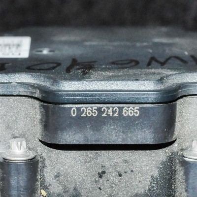 Pompa ABS BMW 6 Cabrio F12 2014 OEM: Cabrio | 2589969 foto