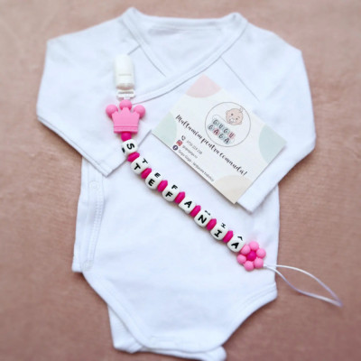 Lănțișor pentru suzetă personalizat cu nume / cadou bebeluși roz foto