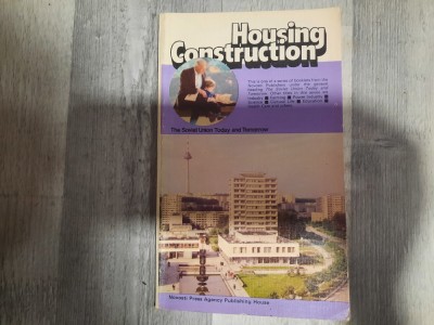 Housing Construction de Alexander Andreyev foto