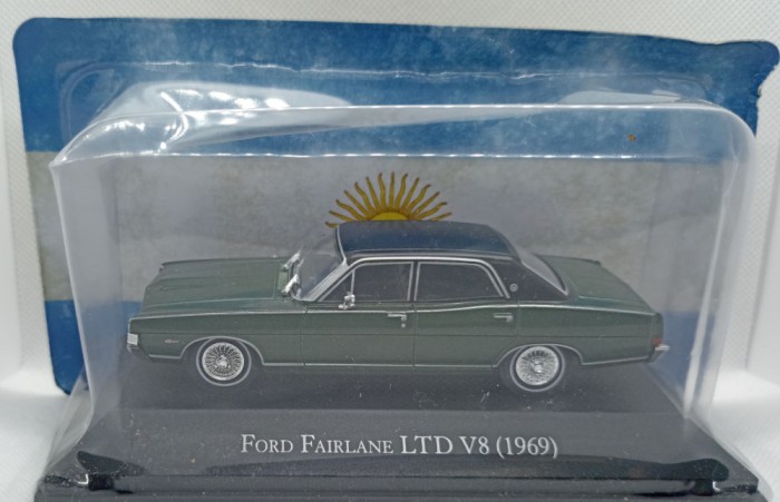 Macheta Ford Fairlane LTD V8 - Ixo/Altaya 1/43