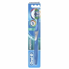 Celan Oral-B Complete &icirc;n 5 căi Periuță de dinți Mediu 1 bucată