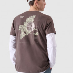 Tricou regular cu imprimeu pentru bărbați - maro