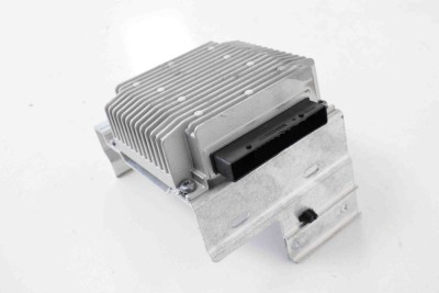 Amplificator de sunet TESLA MODEL X 2017 OEM: 1004833-10 foto