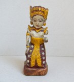Pratima veche statueta de cult din lemn policromat Bali Indonezia