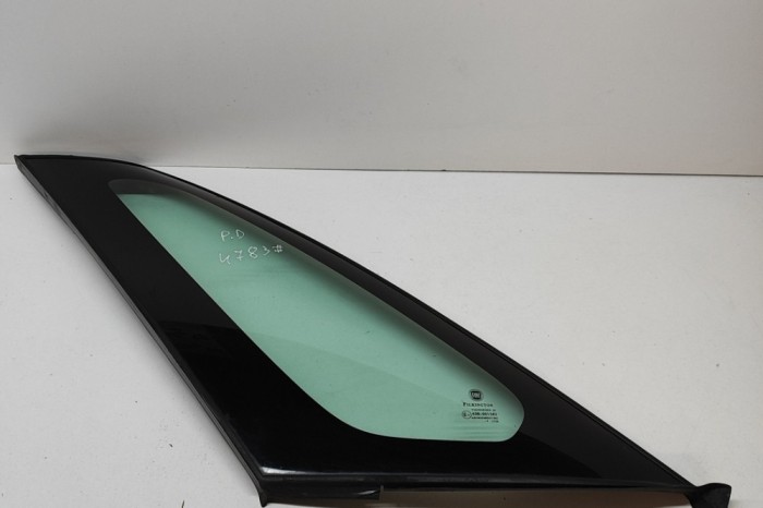 Geam lateral dreapta față FIAT 500L 351_, 352_ 2014 OEM: 51957746 28242228