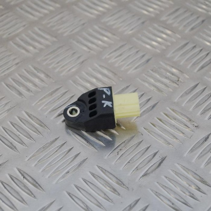 Senzor de impact lateral st&acirc;nga TOYOTA VERSO S _P12_ 2013 OEM: 89831-52020 2232672
