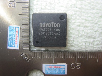 NuvoTon NPCE795L foto