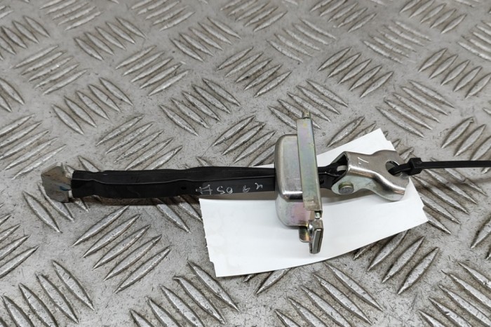 Limitator ușă dreapta spate TOYOTA C-HR _X2_, _H2_ 2024 OEM: 68630-F4060 | 28278843