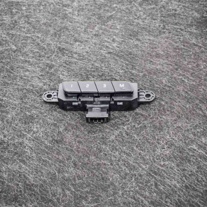 Comutator VOLVO XC90 II 2017 3480583