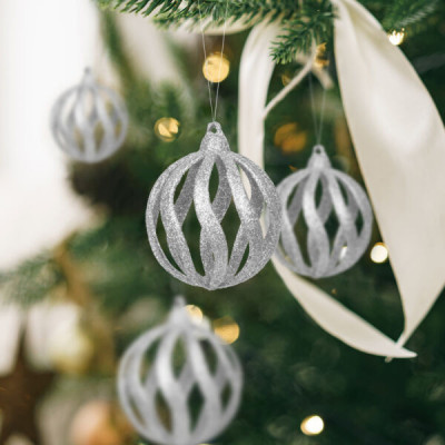 Set ornament brad de Crăciun - ornament argintiu cu sclipici - 7 cm - 6 buc / pachet foto