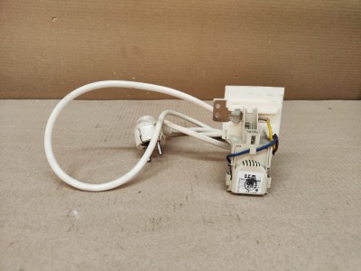 condensator cu cablu masina de spalat Indesit IWSNE 61253 / R11 foto