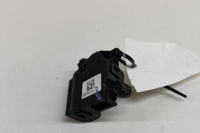 Motoras clapetă aeroterma TESLA MODEL Y 2022 OEM: 1500640-00-A 23132422 foto