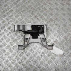 Suport motor dreapta MAZDA CX-30 DM 2023 OEM: BDGF-39-060A 29042363