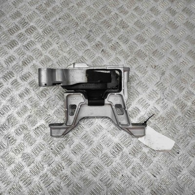 Suport motor dreapta MAZDA CX-30 DM 2023 OEM: BDGF-39-060A 29042363 foto