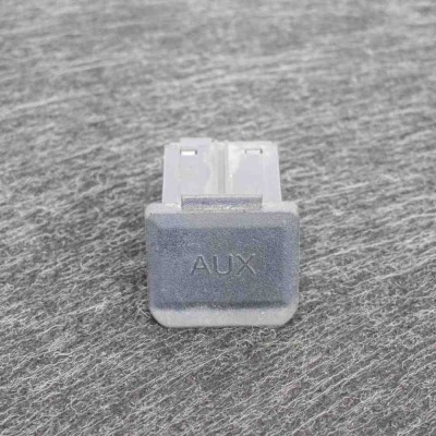 Port USB/AUX-In OPEL MOKKA / MOKKA X 2013 OEM: 20874710 | 3349216 foto