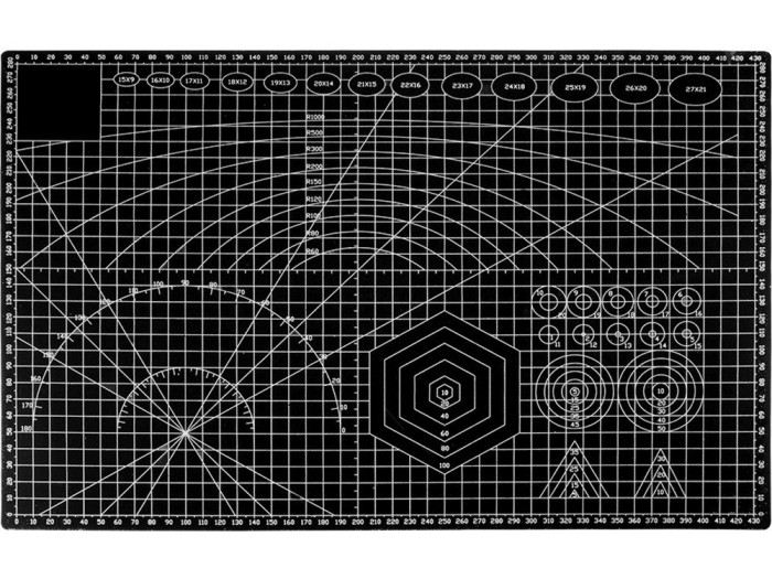 Placa pentru taiere precisa, modelare, fata-verso, cu auto-vindecare A3, 30 x 45 cm, scara clar vizibila, negru