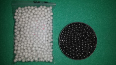 1.000 BILE AIRSOFT TEFLON PLASTIC 6 MM 0.30 PLUS 1000 BILE OTEL 6 MM ( 0.86 ) foto