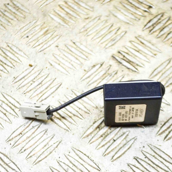 Amplificator de antena INFINITI FX 2004 OEM: 25975CG000