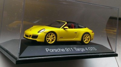 Macheta Porsche 911 Targa 4 GTS 2016 (991/II) - Herpa 1/43 foto