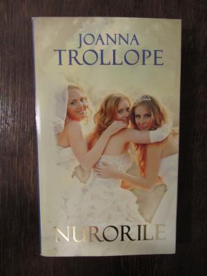 NURORILE - JOANNA TROLLOPE foto