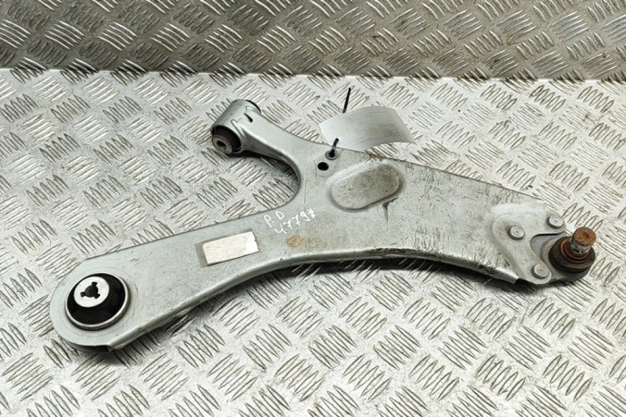 Braț inferior dreapta față PEUGEOT 2008 II 2024 OEM: 9831682780 27795715