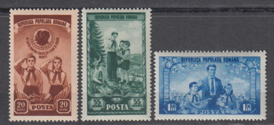 ROMANIA 1952 LP 323 A III-A ANIVERSARE A ORGANIZATIEI DE PIONIERI SERIE MNH foto