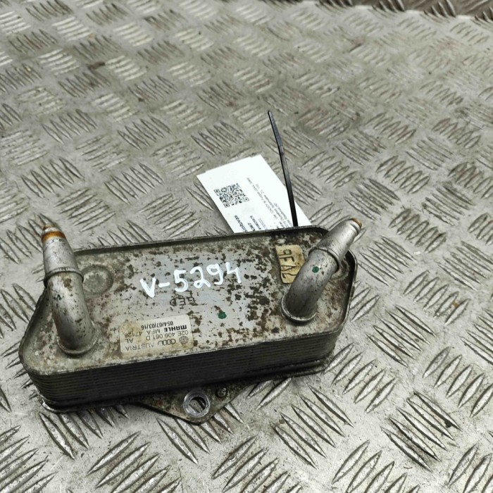 Răcitor de ulei VW CADDY IV Furgon SAA, SAH 2016 OEM: 02E409061D