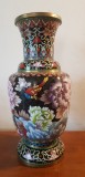 VAZA DECORATIVA DIN ALAMA CU EMAIL -TEHNICA CLOISONE-DECOR CU PASARE SI BUJORI-INALTIME 37 CENTIMETRI-CHINA ANII 60