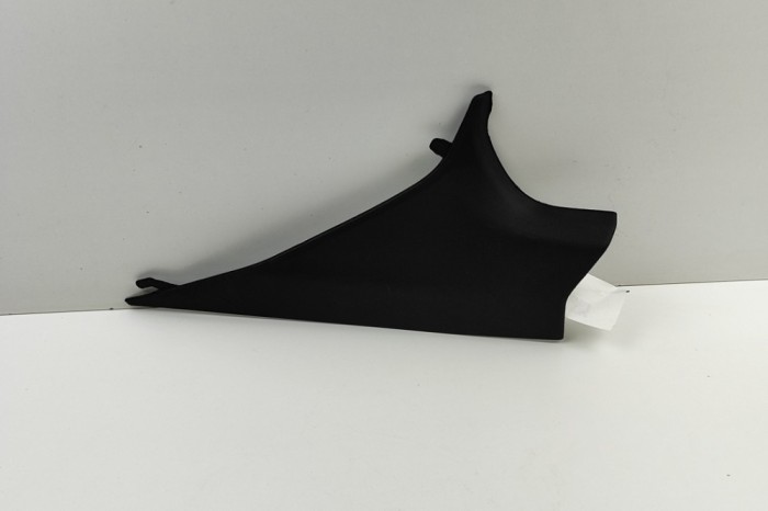Ornament st&acirc;lp dreapta BMW 3 G20, G28 2024 OEM: Sedan | 30468406