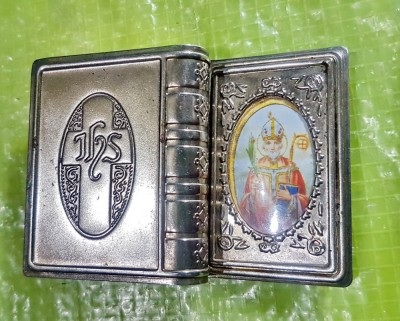 G140-Caseta mica cu Sfant in oval pt. bijuterii religioase:cruciulite, medalioan foto