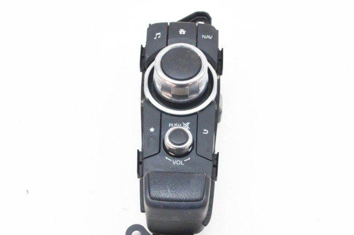 Buton de control navigație MAZDA CX-3 DK 2018 OEM: D09H-66-CM0-A | 13986951