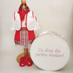 Set Botez Traditional , Costum Traditional Muna 16 - 2 piese costumas si cutie botez