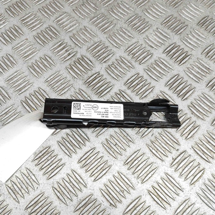 Reglaj &icirc;nălțime centura dreapta față VW PASSAT B8 3G2 2017 OEM: 4M0857819 27316510