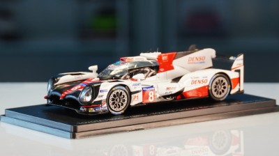 Toyota TS050 Hybrid 2.4L Turbo V6 &amp;quot;Team Gazoo racing Nr. 8 Le Mans&amp;quot; - Spark/ Hachette 1:43 foto