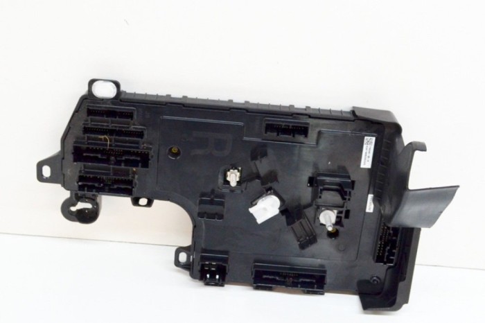 Modul de confort TESLA MODEL 3 2020 OEM: 1100340-90-H | 14903046