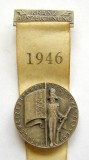 x392 ELVETIA INSIGNA SPORT MILITAR CONCURS TRAGERI CU ARMA 1946 bronz argintat 32mm STARE EXCELENTA