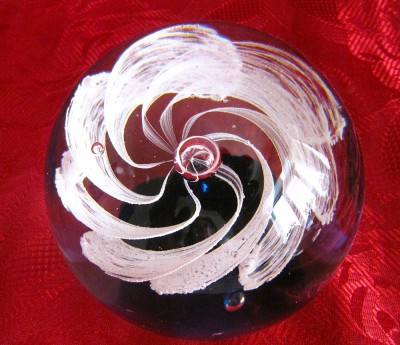 PRESPAPIER GLOB CRISTAL COLORAT foto