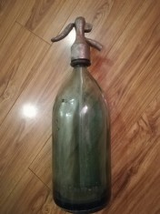 Sticla Sifon veche alb- verzuie SIBIU, 1 litru, cap cocos stilizat, comunism foto