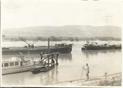 P2162N Nave pe Dunăre, la Gura Văii, 1927 foto